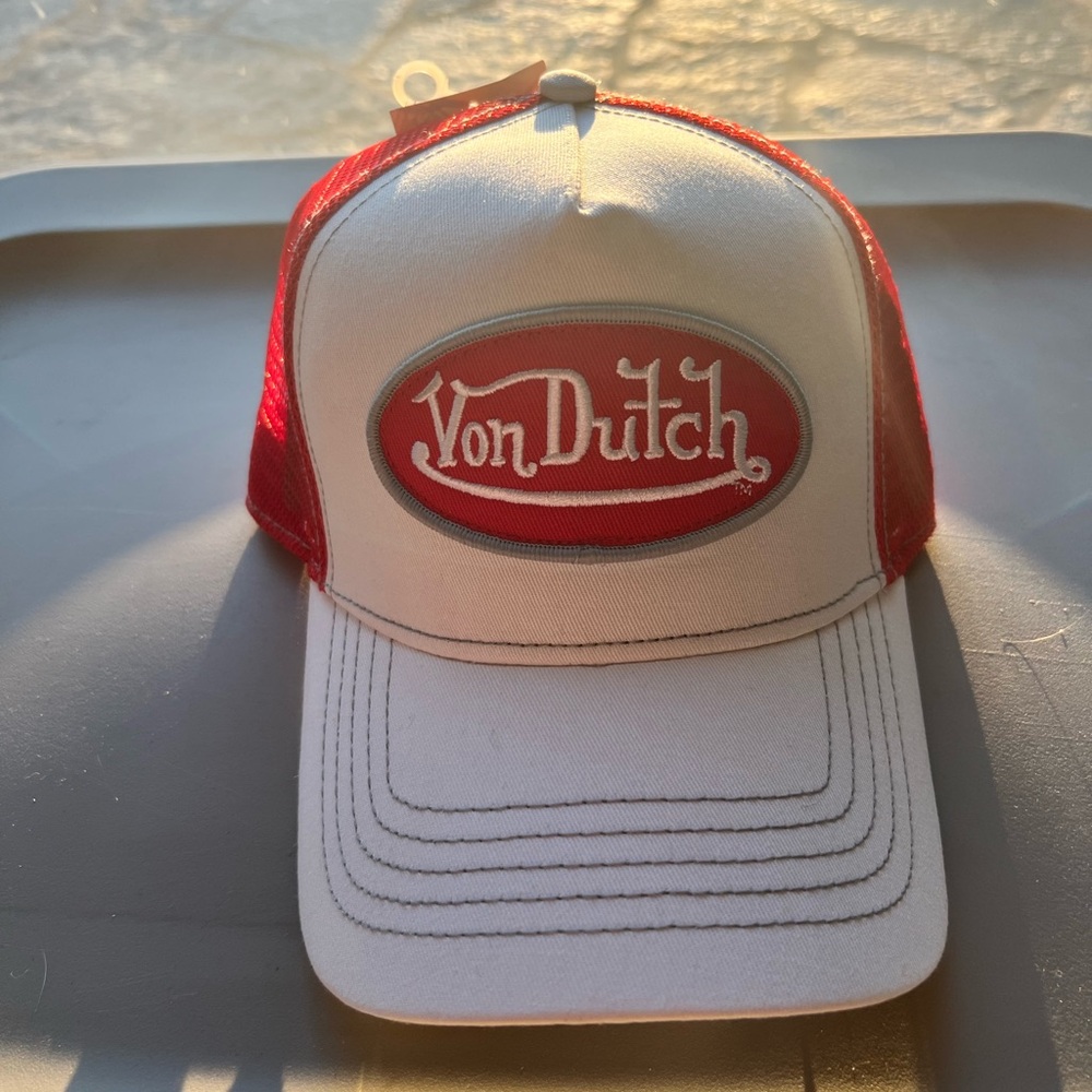 Von Dutch Red Mesh Cap